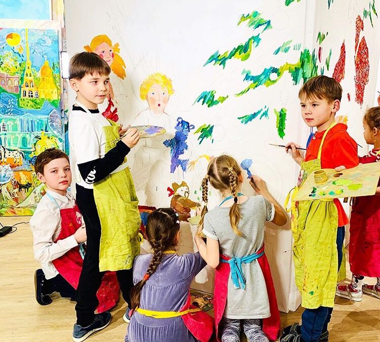 Петербургский дневник. Из Петербурга в Великий Устюг отправят открытку Деду Морозу весом 30 килограммов